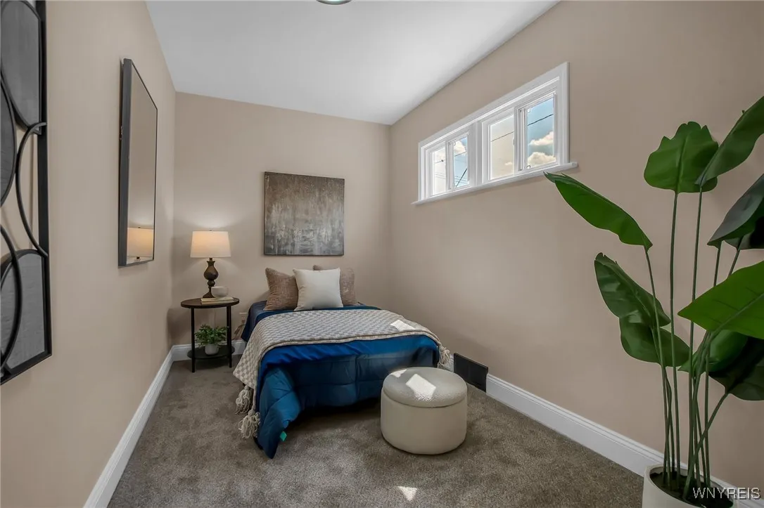 184 Lasalle Avenue, Tonawanda, New York 14217, Tonawanda, New York 14217, 4 Bedrooms Bedrooms, 9 Rooms Rooms,2 BathroomsBathrooms,Residential,For Sale,184 Lasalle Avenue, Tonawanda, New York 14217,0,B1633139