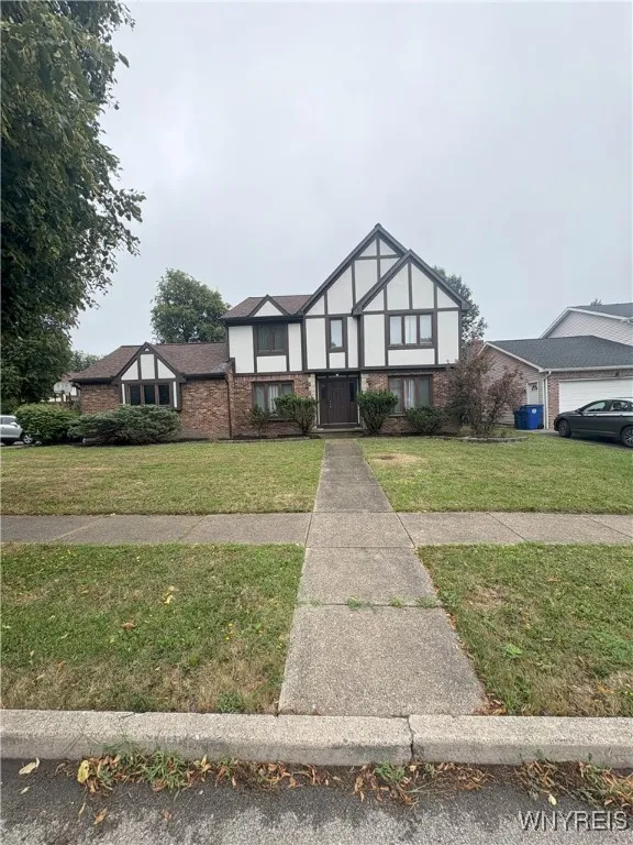 24 Bywater Ct, Amherst, New York 14068, Amherst, New York 14068, 4 Bedrooms Bedrooms, 7 Rooms Rooms,2 BathroomsBathrooms,Residential Lease,For Rent,24 Bywater Ct, Amherst, New York 14068,B1633200