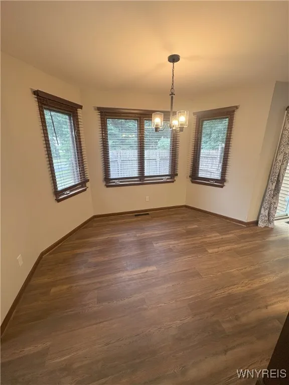 24 Bywater Ct, Amherst, New York 14068, Amherst, New York 14068, 4 Bedrooms Bedrooms, 7 Rooms Rooms,2 BathroomsBathrooms,Residential Lease,For Rent,24 Bywater Ct, Amherst, New York 14068,B1633200