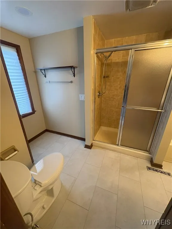 Primary bath with shower and tub