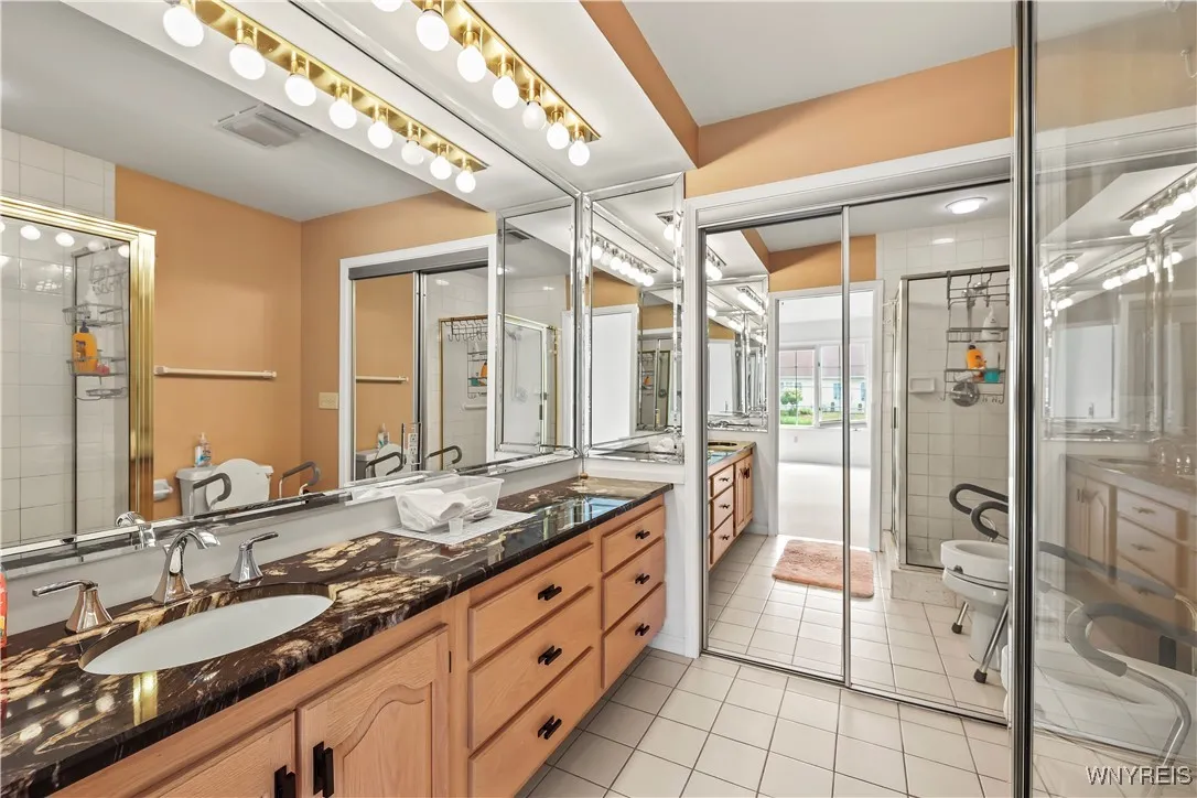 42 Spicebush Lane, Amherst, New York 14221, Amherst, New York 14221, 2 Bedrooms Bedrooms, 7 Rooms Rooms,2 BathroomsBathrooms,Residential,For Sale,42 Spicebush Lane, Amherst, New York 14221,B1633275