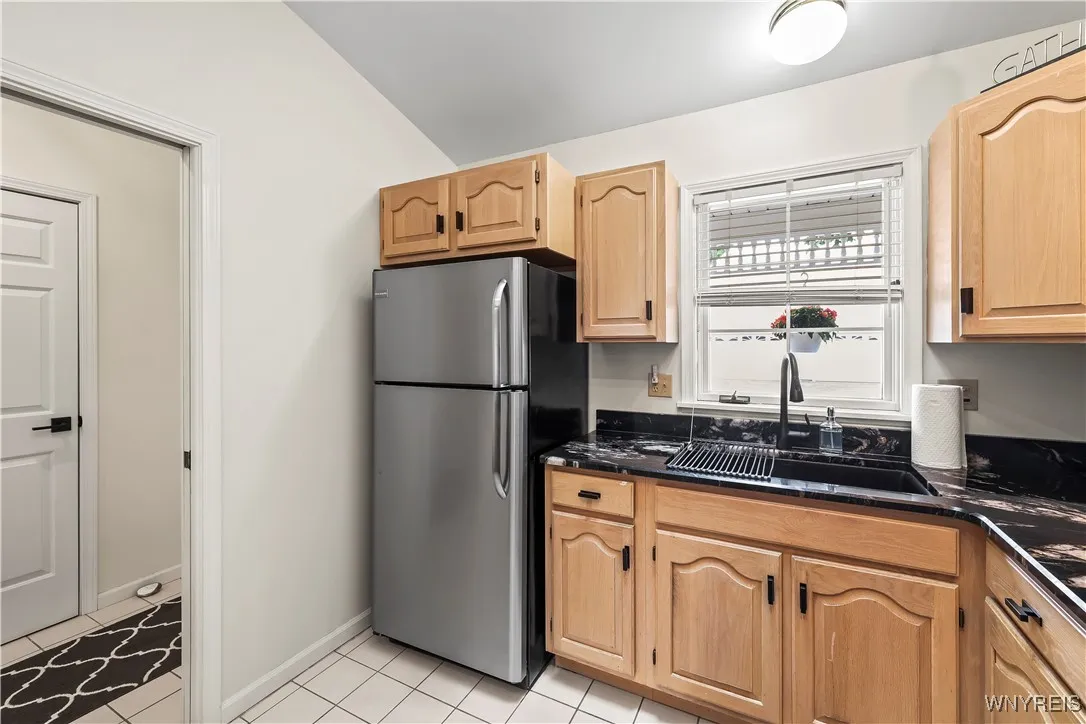 42 Spicebush Lane, Amherst, New York 14221, Amherst, New York 14221, 2 Bedrooms Bedrooms, 7 Rooms Rooms,2 BathroomsBathrooms,Residential,For Sale,42 Spicebush Lane, Amherst, New York 14221,B1633275