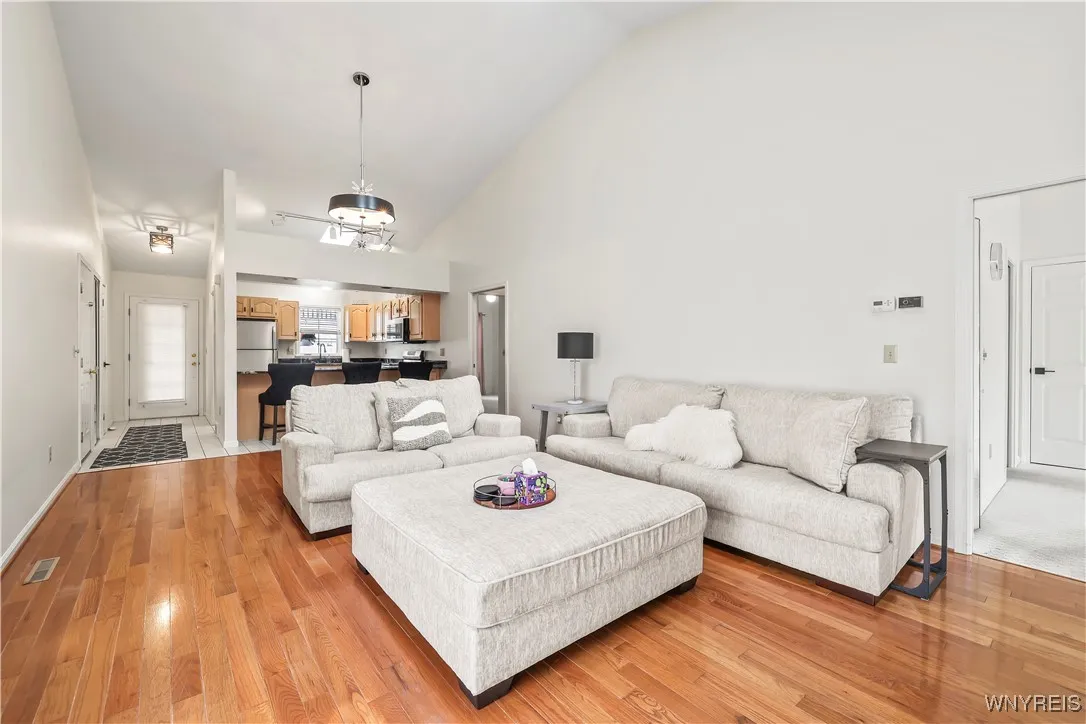 42 Spicebush Lane, Amherst, New York 14221, Amherst, New York 14221, 2 Bedrooms Bedrooms, 7 Rooms Rooms,2 BathroomsBathrooms,Residential,For Sale,42 Spicebush Lane, Amherst, New York 14221,B1633275