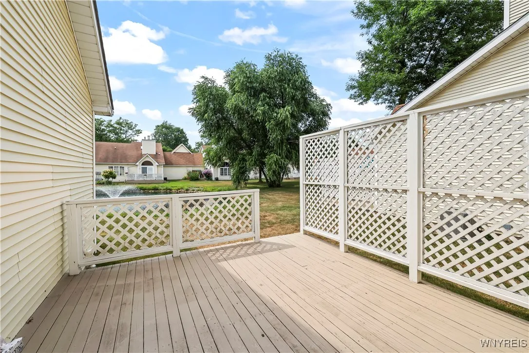 42 Spicebush Lane, Amherst, New York 14221, Amherst, New York 14221, 2 Bedrooms Bedrooms, 7 Rooms Rooms,2 BathroomsBathrooms,Residential,For Sale,42 Spicebush Lane, Amherst, New York 14221,B1633275