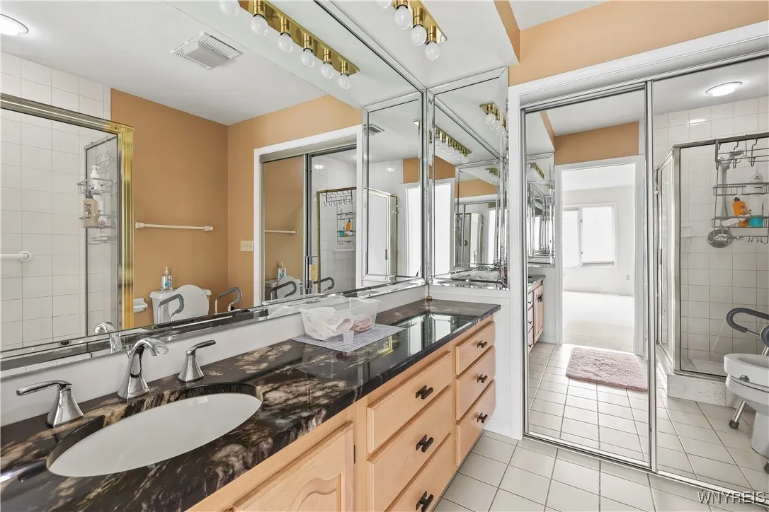 42 Spicebush Lane, Amherst, New York 14221, Amherst, New York 14221, 2 Bedrooms Bedrooms, 7 Rooms Rooms,2 BathroomsBathrooms,Residential,For Sale,42 Spicebush Lane, Amherst, New York 14221,B1633275
