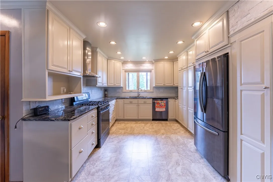 673 State Route 28, Columbia, New York 13439, Columbia, New York 13439, 5 Bedrooms Bedrooms, 12 Rooms Rooms,2 BathroomsBathrooms,Residential,For Sale,673 State Route 28, Columbia, New York 13439,0,S1633282