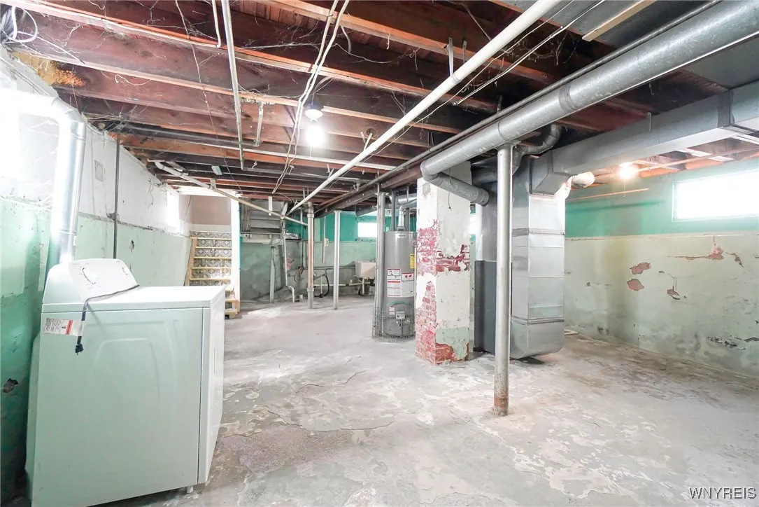 34 Lehigh St, Cheektowaga, New York 14206, Cheektowaga, New York 14206, 3 Bedrooms Bedrooms, 6 Rooms Rooms,1 BathroomBathrooms,Residential,For Sale,34 Lehigh St, Cheektowaga, New York 14206,0,B1632920