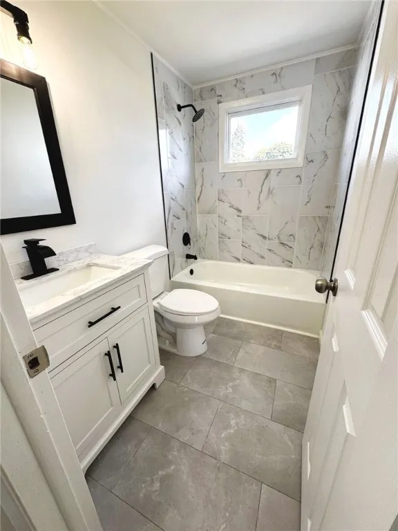 223 Woodside Place, Irondequoit, New York 14609, Irondequoit, New York 14609, 3 Bedrooms Bedrooms, 5 Rooms Rooms,1 BathroomBathrooms,Residential,For Sale,223 Woodside Place, Irondequoit, New York 14609,R1633252