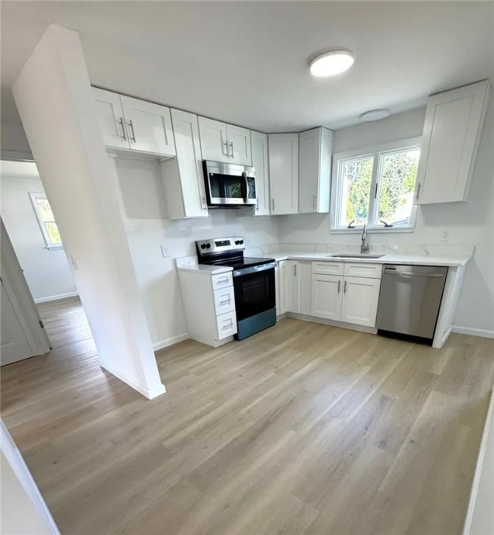 223 Woodside Place, Irondequoit, New York 14609, Irondequoit, New York 14609, 3 Bedrooms Bedrooms, 5 Rooms Rooms,1 BathroomBathrooms,Residential,For Sale,223 Woodside Place, Irondequoit, New York 14609,R1633252