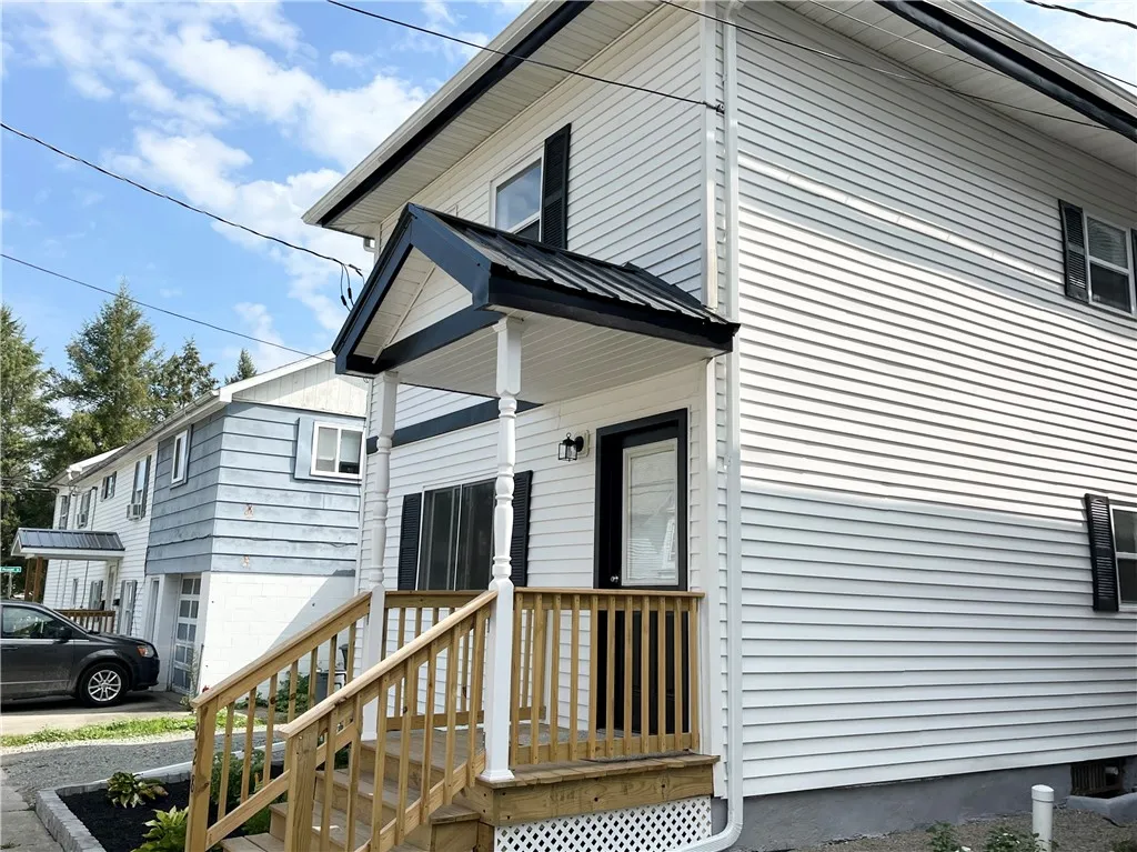 228 Grand Street, Hornell, New York 14843, Hornell, New York 14843, 2 Bedrooms Bedrooms, 6 Rooms Rooms,2 BathroomsBathrooms,Residential,For Sale,228 Grand Street, Hornell, New York 14843,R1632621