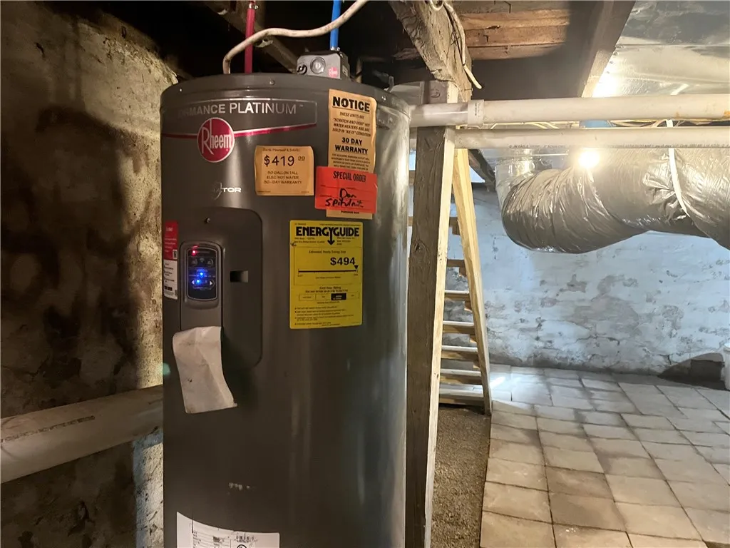228 Grand Street, Hornell, New York 14843, Hornell, New York 14843, 2 Bedrooms Bedrooms, 6 Rooms Rooms,2 BathroomsBathrooms,Residential,For Sale,228 Grand Street, Hornell, New York 14843,R1632621