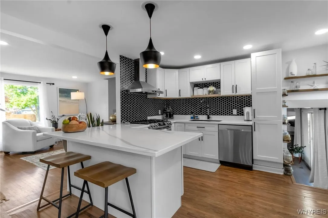 83 Millwood Drive, Tonawanda, New York 14150, Tonawanda, New York 14150, 3 Bedrooms Bedrooms, 8 Rooms Rooms,2 BathroomsBathrooms,Residential,For Sale,83 Millwood Drive, Tonawanda, New York 14150,B1633230