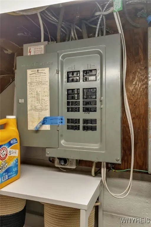 83 Millwood Drive, Tonawanda, New York 14150, Tonawanda, New York 14150, 3 Bedrooms Bedrooms, 8 Rooms Rooms,2 BathroomsBathrooms,Residential,For Sale,83 Millwood Drive, Tonawanda, New York 14150,B1633230