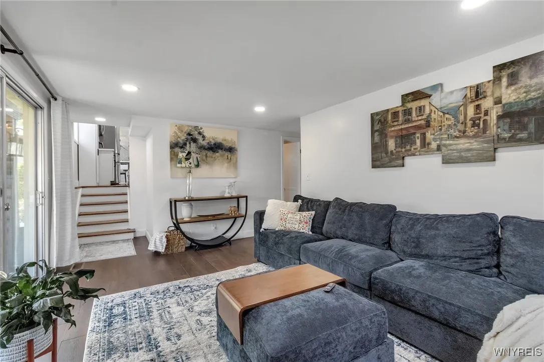 83 Millwood Drive, Tonawanda, New York 14150, Tonawanda, New York 14150, 3 Bedrooms Bedrooms, 8 Rooms Rooms,2 BathroomsBathrooms,Residential,For Sale,83 Millwood Drive, Tonawanda, New York 14150,B1633230