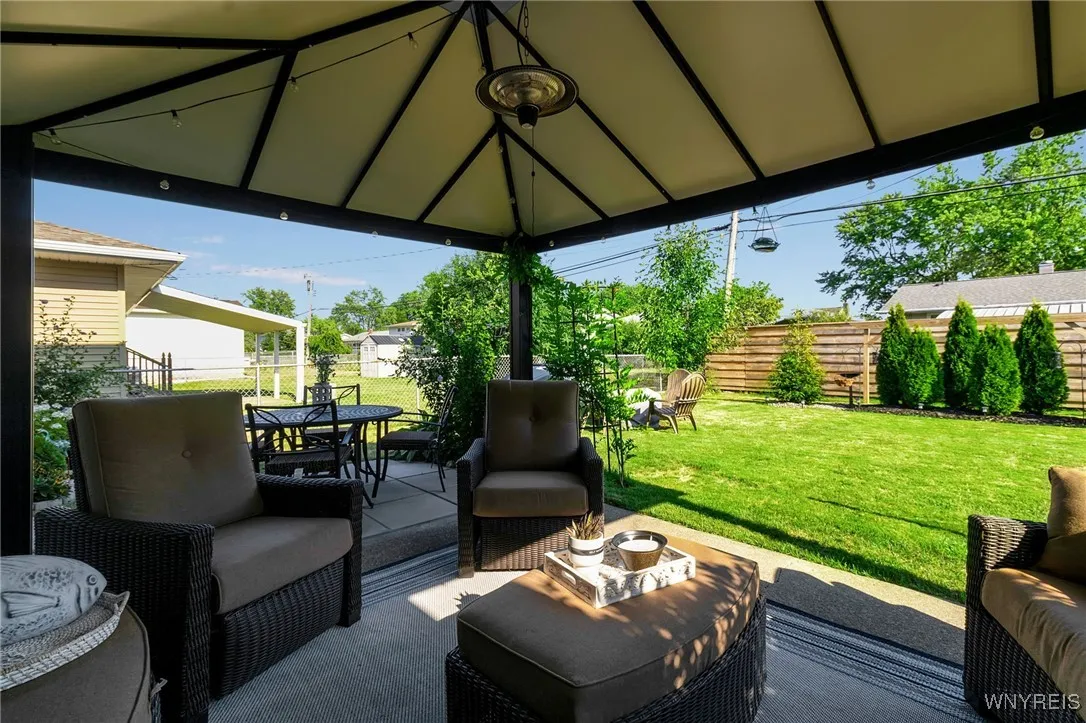 83 Millwood Drive, Tonawanda, New York 14150, Tonawanda, New York 14150, 3 Bedrooms Bedrooms, 8 Rooms Rooms,2 BathroomsBathrooms,Residential,For Sale,83 Millwood Drive, Tonawanda, New York 14150,B1633230