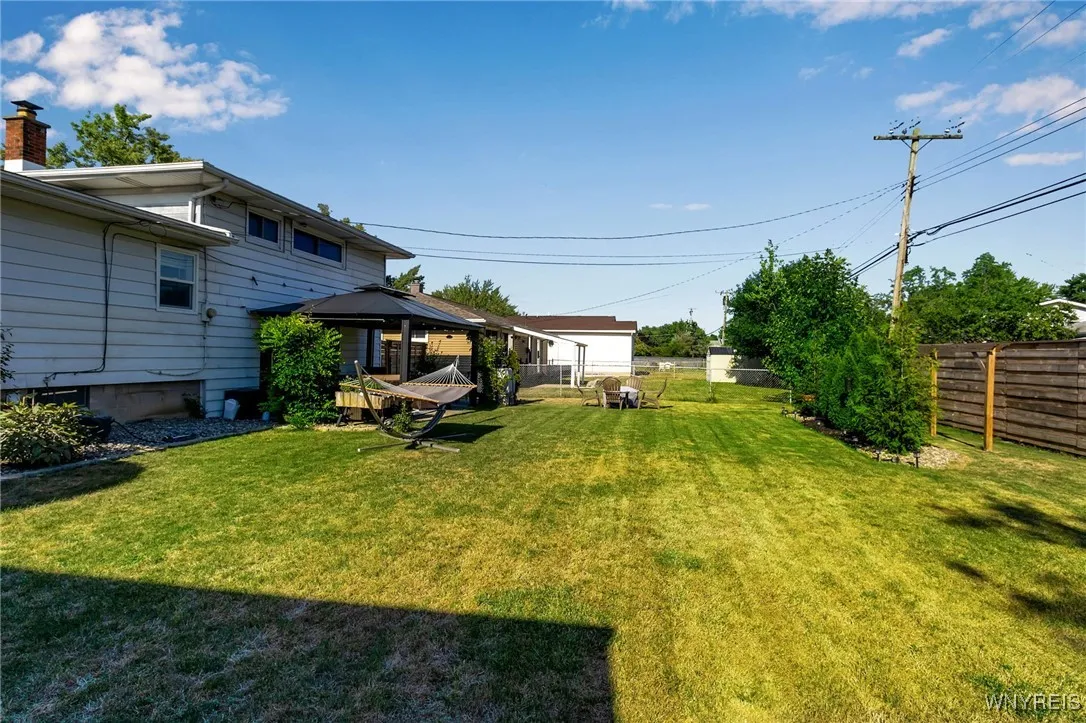 83 Millwood Drive, Tonawanda, New York 14150, Tonawanda, New York 14150, 3 Bedrooms Bedrooms, 8 Rooms Rooms,2 BathroomsBathrooms,Residential,Closed,83 Millwood Drive, Tonawanda, New York 14150,0,B1633230