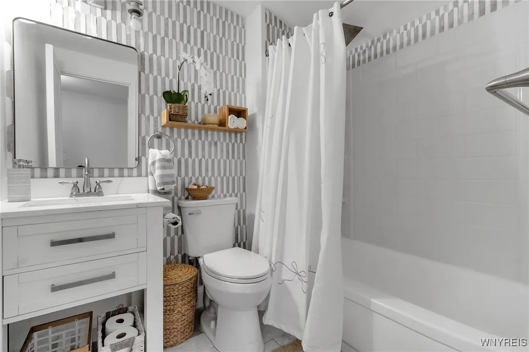 83 Millwood Drive, Tonawanda, New York 14150, Tonawanda, New York 14150, 3 Bedrooms Bedrooms, 8 Rooms Rooms,2 BathroomsBathrooms,Residential,Closed,83 Millwood Drive, Tonawanda, New York 14150,0,B1633230