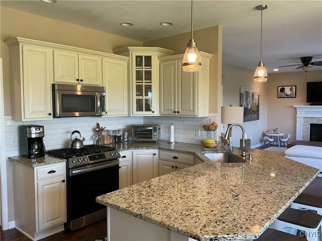 2770 Giles Road, Skaneateles, New York 13152, Skaneateles, New York 13152, 3 Bedrooms Bedrooms, 10 Rooms Rooms,2 BathroomsBathrooms,Residential,For Sale,2770 Giles Road, Skaneateles, New York 13152,S1633299