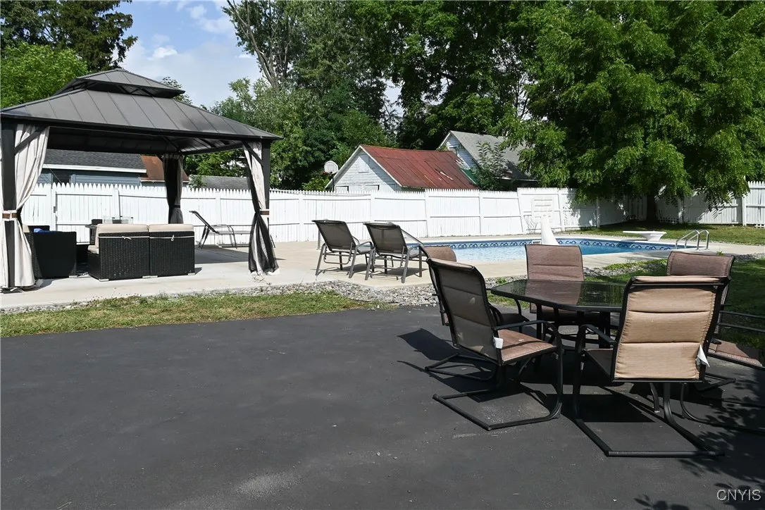 2411 Sunset Avenue, Utica, New York 13502, Utica, New York 13502, 3 Bedrooms Bedrooms, 7 Rooms Rooms,1 BathroomBathrooms,Residential,For Sale,2411 Sunset Avenue, Utica, New York 13502,S1633062