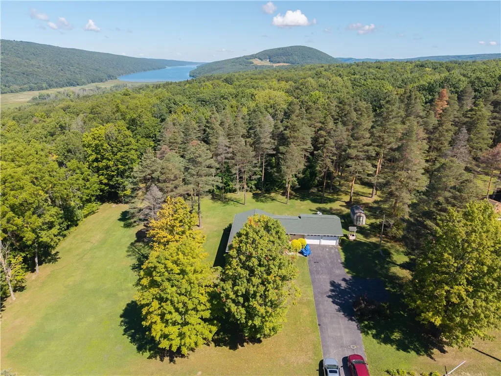 7609 Wheaton Hill Rd Road, Springwater, New York 1, Springwater, New York 14560, 3 Bedrooms Bedrooms, 8 Rooms Rooms,1 BathroomBathrooms,Residential,For Sale,7609 Wheaton Hill Rd Road, Springwater, New York 1,R1633298