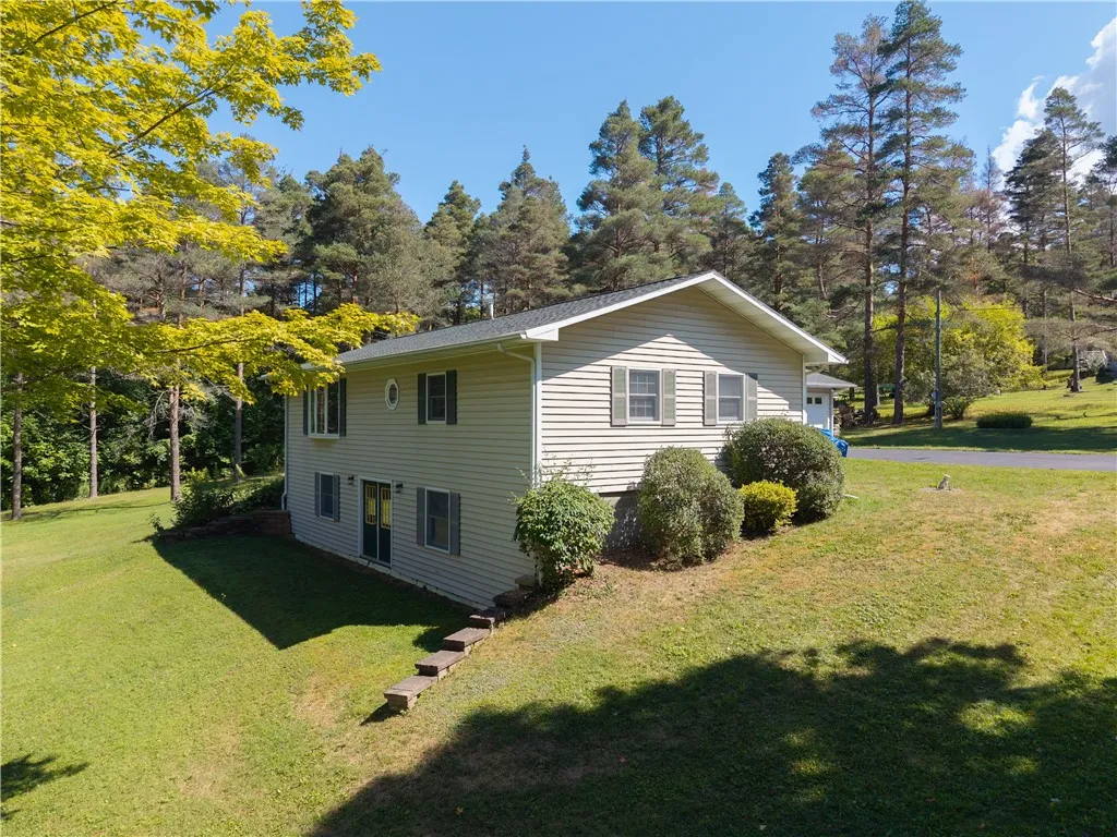 7609 Wheaton Hill Rd Road, Springwater, New York 1, Springwater, New York 14560, 3 Bedrooms Bedrooms, 8 Rooms Rooms,1 BathroomBathrooms,Residential,For Sale,7609 Wheaton Hill Rd Road, Springwater, New York 1,R1633298