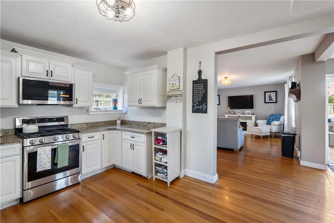 5372 E Lake Rd, Conesus, New York 14435, Conesus, New York 14435, 4 Bedrooms Bedrooms, ,3 BathroomsBathrooms,Residential,For Sale,5372 E Lake Rd, Conesus, New York 14435,0,R1632973