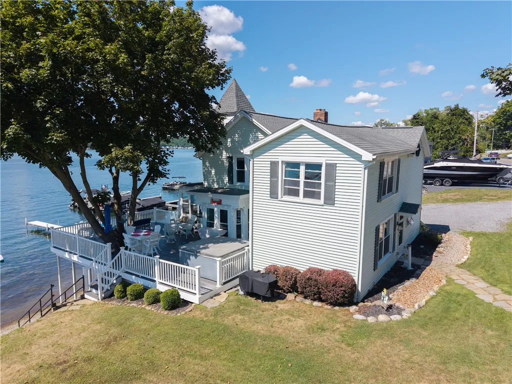 5372 E Lake Rd, Conesus, New York 14435, Conesus, New York 14435, 4 Bedrooms Bedrooms, ,3 BathroomsBathrooms,Residential,For Sale,5372 E Lake Rd, Conesus, New York 14435,R1632973