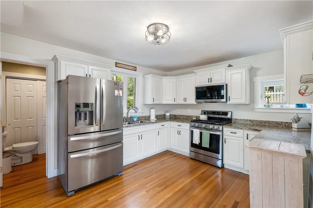 5372 E Lake Rd, Conesus, New York 14435, Conesus, New York 14435, 4 Bedrooms Bedrooms, ,3 BathroomsBathrooms,Residential,For Sale,5372 E Lake Rd, Conesus, New York 14435,R1632973
