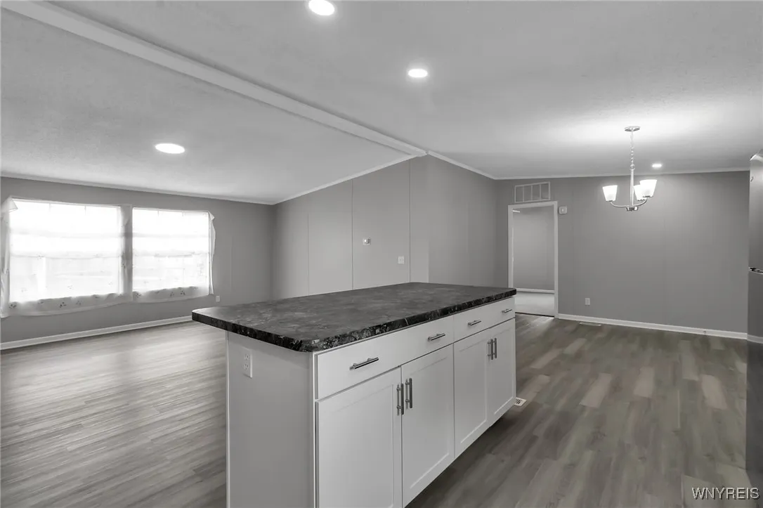 1227 Parkwood Drive, Lockport Town, New York 14094, Lockport Town, New York 14094, 3 Bedrooms Bedrooms, 6 Rooms Rooms,2 BathroomsBathrooms,Residential,For Sale,1227 Parkwood Drive, Lockport Town, New York 14094,B1633274