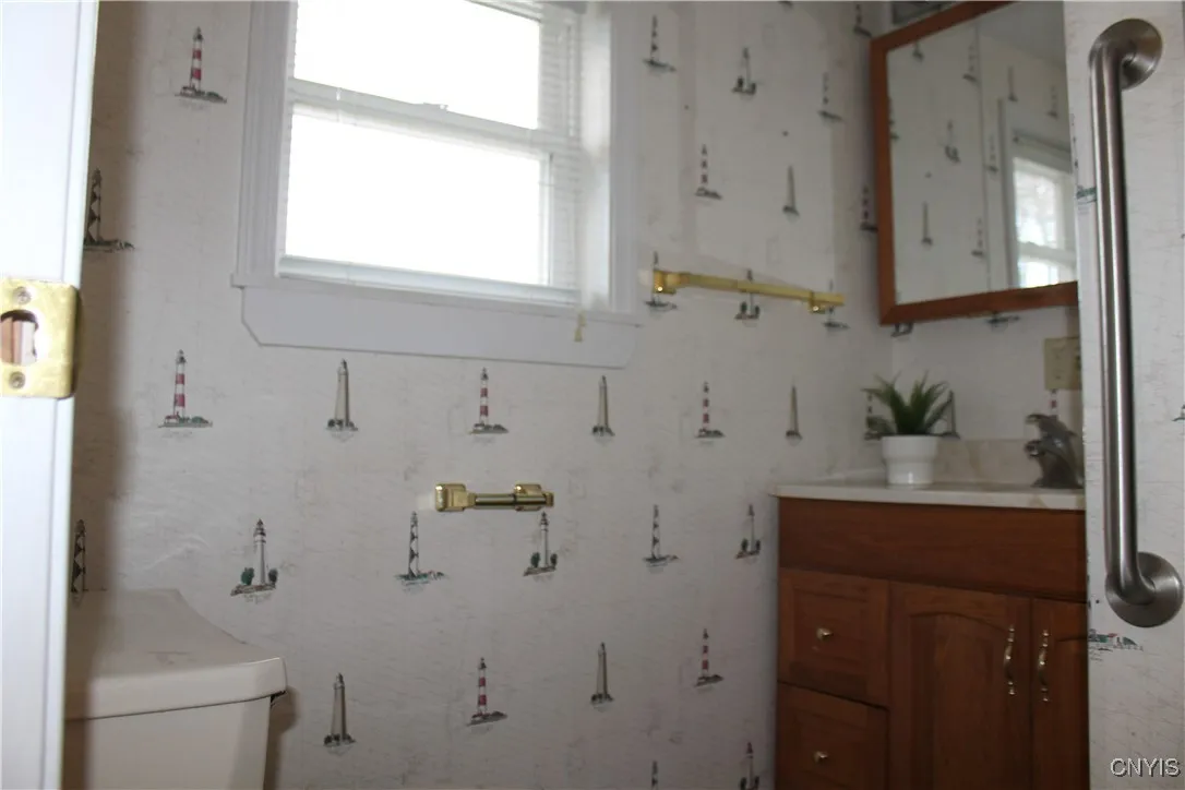 202 Monroe Street, Hounsfield, New York 13685, Hounsfield, New York 13685, 3 Bedrooms Bedrooms, 8 Rooms Rooms,2 BathroomsBathrooms,Residential Lease,For Rent,202 Monroe Street, Hounsfield, New York 13685,S1631427