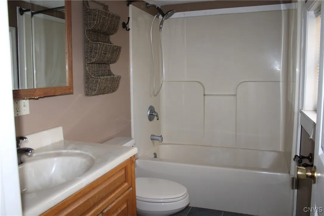 202 Monroe Street, Hounsfield, New York 13685, Hounsfield, New York 13685, 3 Bedrooms Bedrooms, 8 Rooms Rooms,2 BathroomsBathrooms,Residential Lease,For Rent,202 Monroe Street, Hounsfield, New York 13685,S1631427
