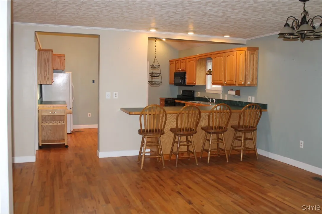 202 Monroe Street, Hounsfield, New York 13685, Hounsfield, New York 13685, 3 Bedrooms Bedrooms, 8 Rooms Rooms,2 BathroomsBathrooms,Residential Lease,For Rent,202 Monroe Street, Hounsfield, New York 13685,S1631427