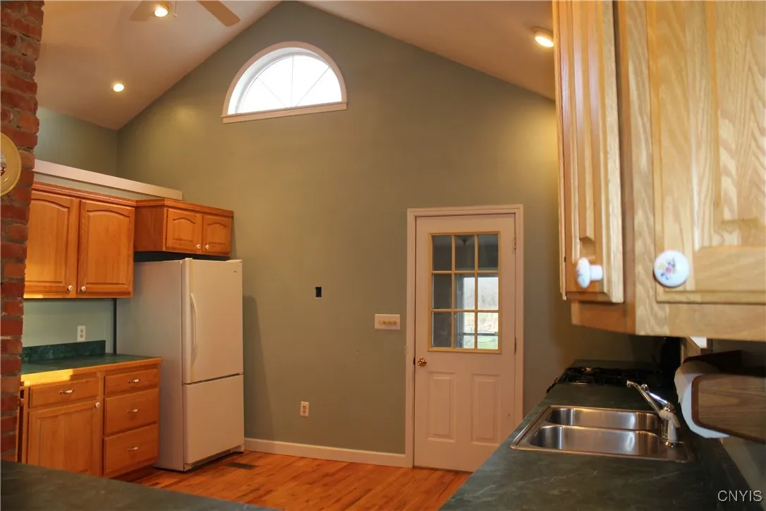 202 Monroe Street, Hounsfield, New York 13685, Hounsfield, New York 13685, 3 Bedrooms Bedrooms, 8 Rooms Rooms,2 BathroomsBathrooms,Residential Lease,For Rent,202 Monroe Street, Hounsfield, New York 13685,S1631427