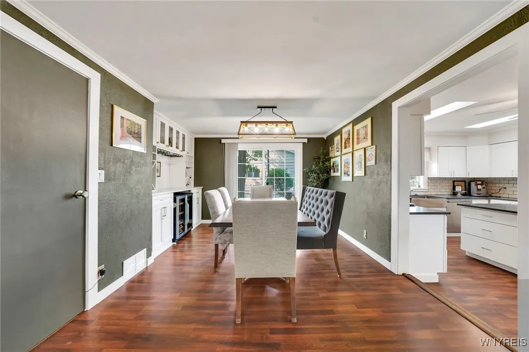 59 Ponderosa Drive, Amherst, New York 14221, Amherst, New York 14221, 5 Bedrooms Bedrooms, 13 Rooms Rooms,2 BathroomsBathrooms,Residential,Closed,59 Ponderosa Drive, Amherst, New York 14221,0,B1633292