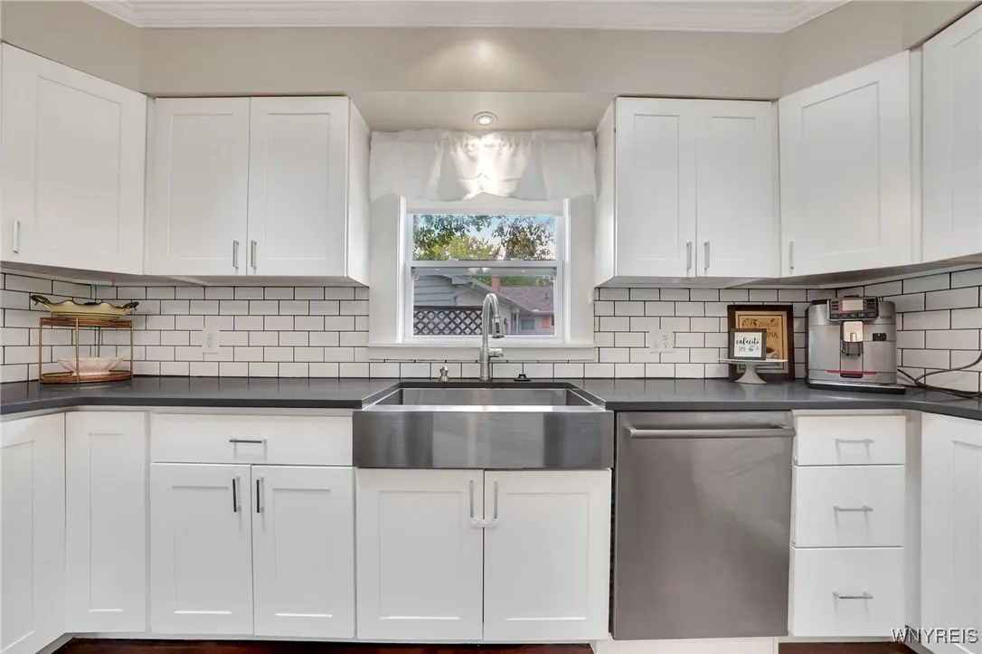 59 Ponderosa Drive, Amherst, New York 14221, Amherst, New York 14221, 5 Bedrooms Bedrooms, 13 Rooms Rooms,2 BathroomsBathrooms,Residential,For Sale,59 Ponderosa Drive, Amherst, New York 14221,B1633292