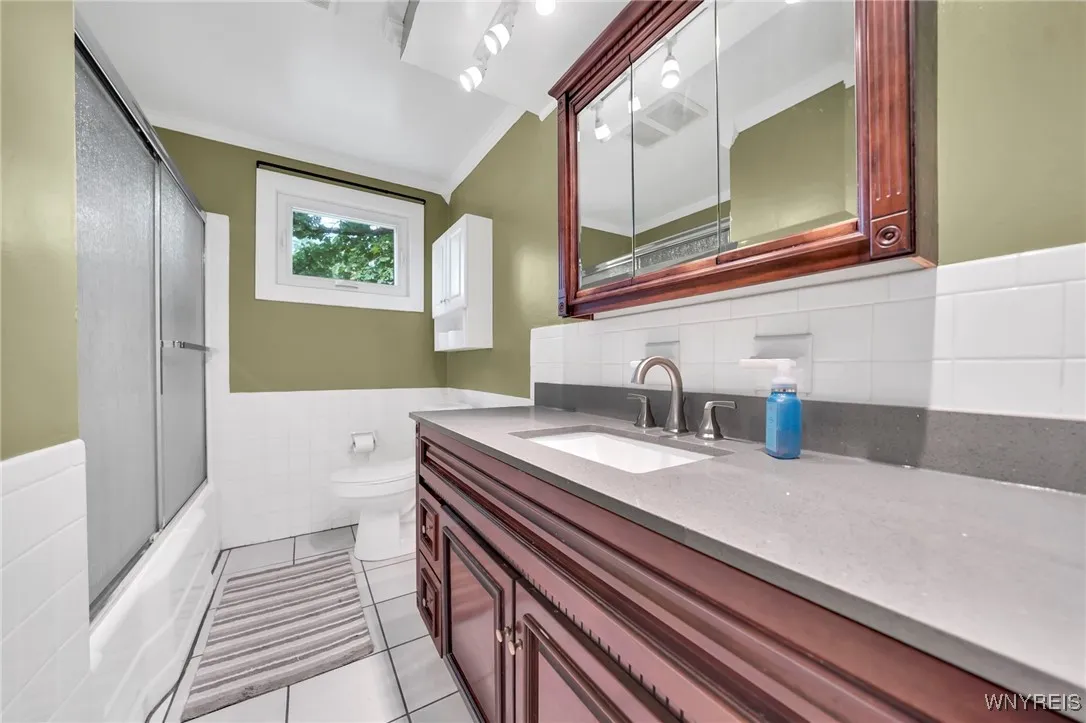 59 Ponderosa Drive, Amherst, New York 14221, Amherst, New York 14221, 5 Bedrooms Bedrooms, 13 Rooms Rooms,2 BathroomsBathrooms,Residential,For Sale,59 Ponderosa Drive, Amherst, New York 14221,B1633292