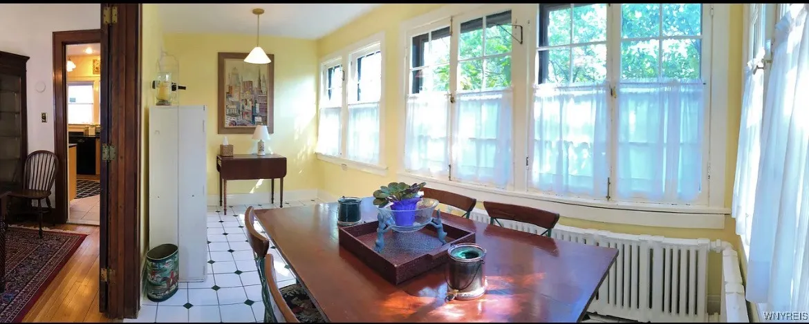 47 Edge Park Avenue, Buffalo, New York 14216, Buffalo, New York 14216, 3 Bedrooms Bedrooms, 10 Rooms Rooms,2 BathroomsBathrooms,Residential Lease,For Rent,47 Edge Park Avenue, Buffalo, New York 14216,B1633266