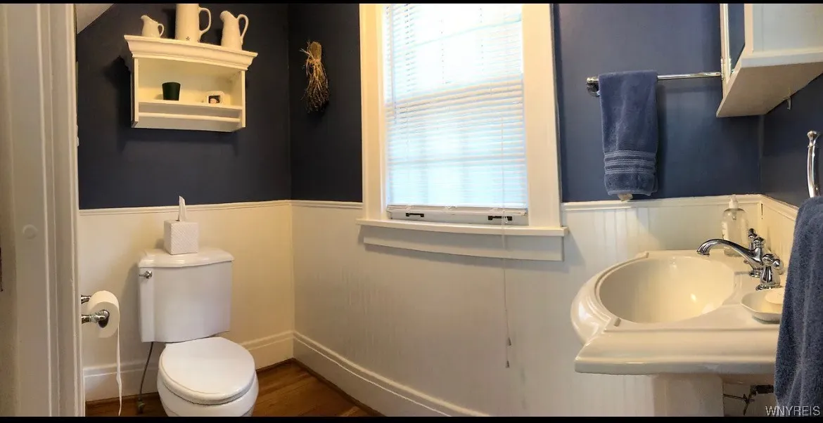47 Edge Park Avenue, Buffalo, New York 14216, Buffalo, New York 14216, 3 Bedrooms Bedrooms, 10 Rooms Rooms,2 BathroomsBathrooms,Residential Lease,For Rent,47 Edge Park Avenue, Buffalo, New York 14216,B1633266