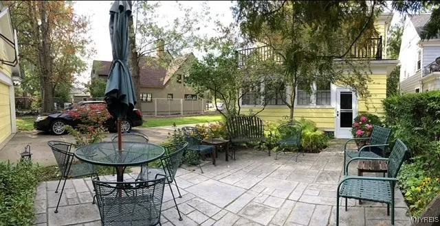 47 Edge Park Avenue, Buffalo, New York 14216, Buffalo, New York 14216, 3 Bedrooms Bedrooms, 10 Rooms Rooms,2 BathroomsBathrooms,Residential Lease,For Rent,47 Edge Park Avenue, Buffalo, New York 14216,B1633266