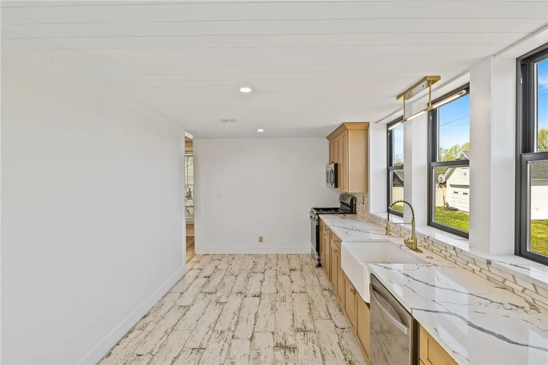 339 West Bank Street, Albion, New York 14411, Albion, New York 14411, 3 Bedrooms Bedrooms, 9 Rooms Rooms,2 BathroomsBathrooms,Residential,For Sale,339 West Bank Street, Albion, New York 14411,R1633314