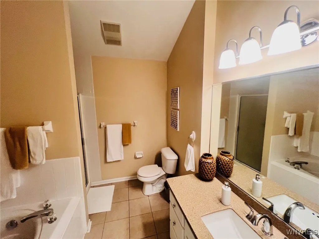3011 Cloverbank Road 65, Hamburg, New York 14075, Hamburg, New York 14075, 3 Bedrooms Bedrooms, 10 Rooms Rooms,2 BathroomsBathrooms,Residential,For Sale,3011 Cloverbank Road 65, Hamburg, New York 14075,B1633250