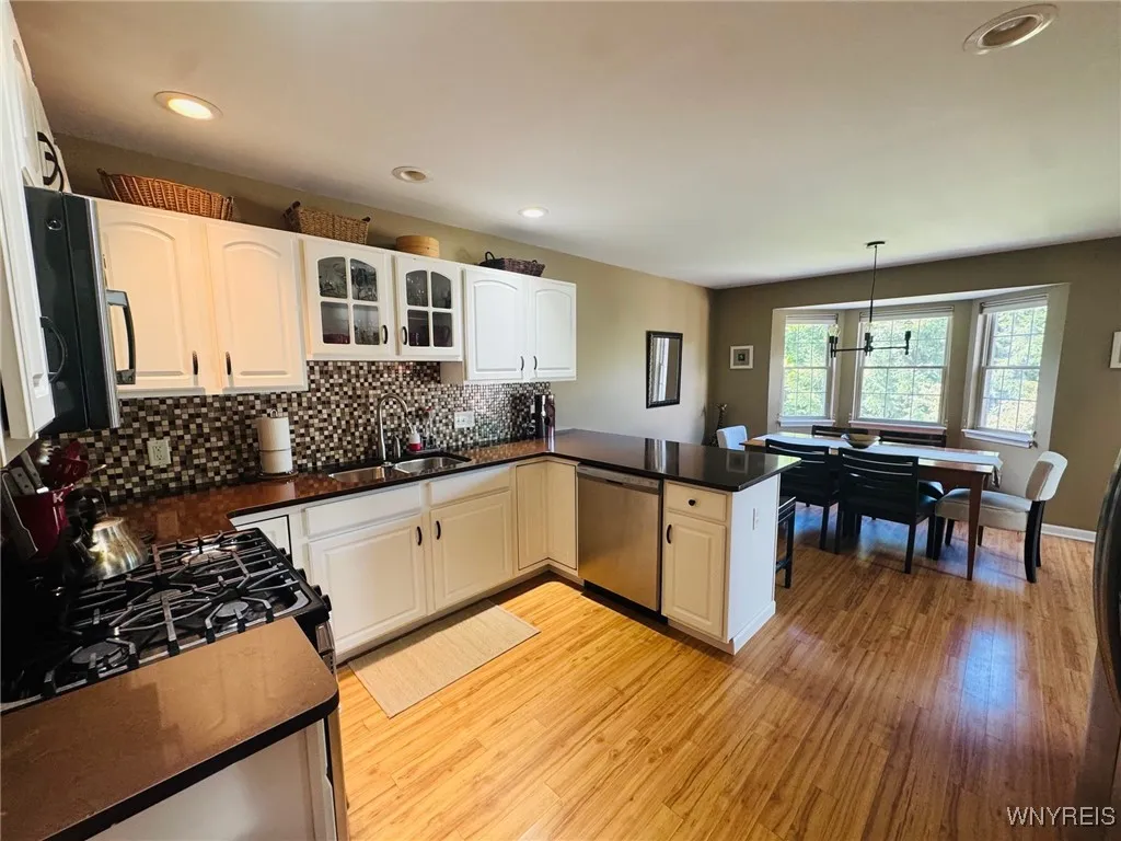 3011 Cloverbank Road 65, Hamburg, New York 14075, Hamburg, New York 14075, 3 Bedrooms Bedrooms, 10 Rooms Rooms,2 BathroomsBathrooms,Residential,For Sale,3011 Cloverbank Road 65, Hamburg, New York 14075,B1633250