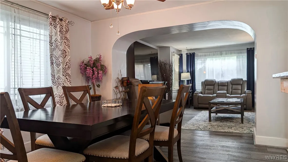 81 Knox Avenue, Buffalo, New York 14216, Buffalo, New York 14216, 2 Bedrooms Bedrooms, 6 Rooms Rooms,1 BathroomBathrooms,Residential Lease,For Rent,81 Knox Avenue, Buffalo, New York 14216,B1633193