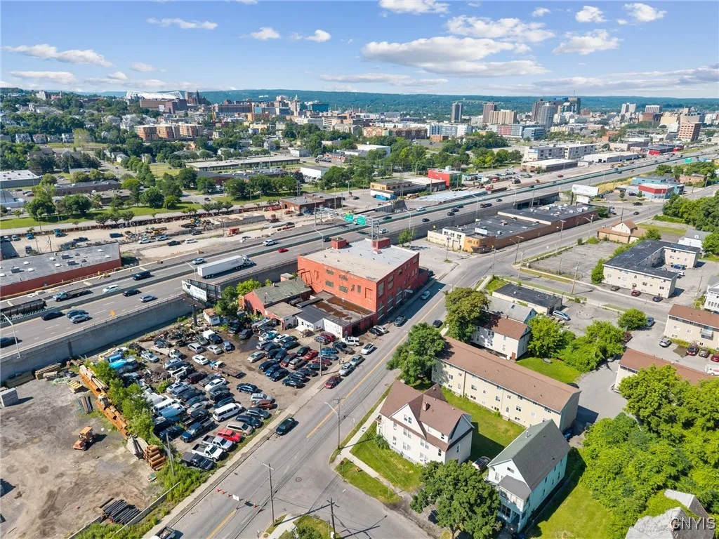 808-22 Burnet Avenue, Syracuse, New York 13203, Syracuse, New York 13203, ,Commercial Sale,For Sale,808-22 Burnet Avenue, Syracuse, New York 13203,S1627663