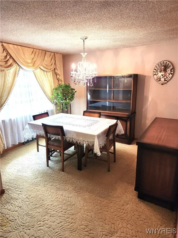 56 Oakwood Drive, Cheektowaga, New York 14227, Cheektowaga, New York 14227, 4 Bedrooms Bedrooms, 10 Rooms Rooms,2 BathroomsBathrooms,Residential,For Sale,56 Oakwood Drive, Cheektowaga, New York 14227,B1627073