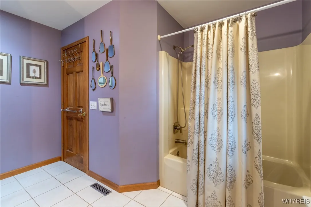 475 Lake Road, Porter, New York 14174, Porter, New York 14174, 3 Bedrooms Bedrooms, 8 Rooms Rooms,2 BathroomsBathrooms,Residential,For Sale,475 Lake Road, Porter, New York 14174,B1633308