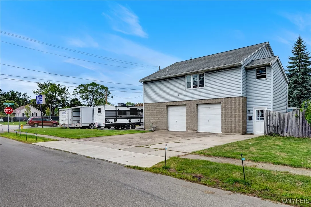 2346 William Street, Cheektowaga, New York 14206, Cheektowaga, New York 14206, ,Commercial Sale,For Sale,2346 William Street, Cheektowaga, New York 14206,B1632827