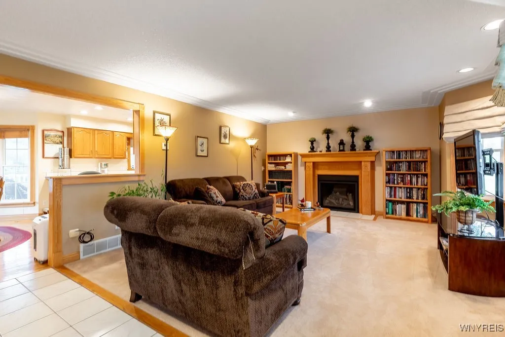 7960 Goodrich Road, Clarence, New York 14032, Clarence, New York 14032, 3 Bedrooms Bedrooms, 7 Rooms Rooms,1 BathroomBathrooms,Residential,For Sale,7960 Goodrich Road, Clarence, New York 14032,B1633218