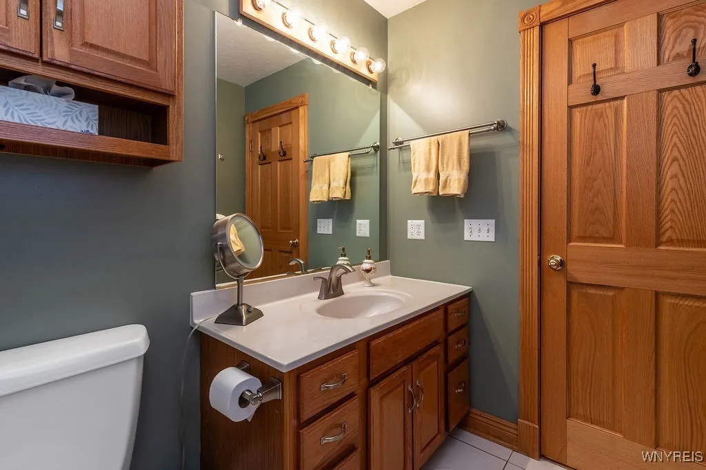 7960 Goodrich Road, Clarence, New York 14032, Clarence, New York 14032, 3 Bedrooms Bedrooms, 7 Rooms Rooms,1 BathroomBathrooms,Residential,For Sale,7960 Goodrich Road, Clarence, New York 14032,B1633218