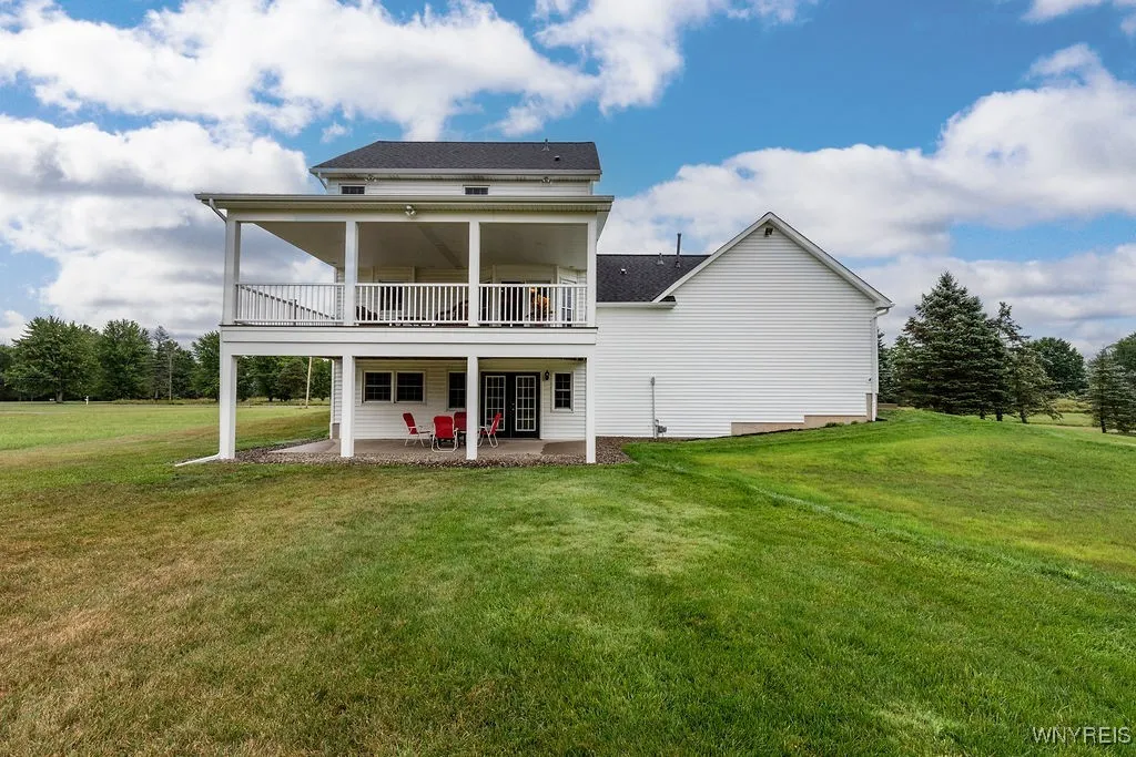 7960 Goodrich Road, Clarence, New York 14032, Clarence, New York 14032, 3 Bedrooms Bedrooms, 7 Rooms Rooms,1 BathroomBathrooms,Residential,For Sale,7960 Goodrich Road, Clarence, New York 14032,B1633218